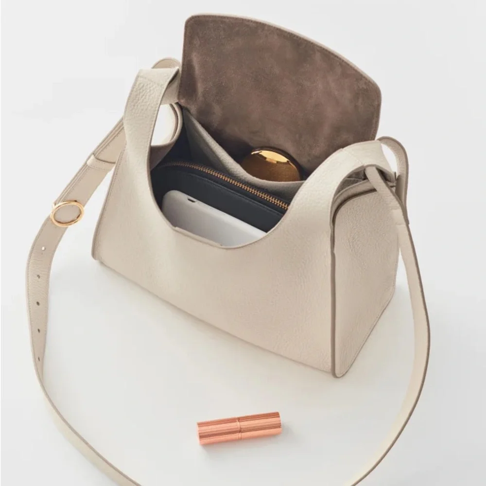 Cuyana Ecru Structured Double Loop Bag - Picture 2 of 5